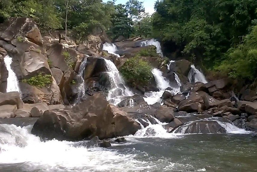 Polluru Waterfalls, East Godavari, Andhra Pradesh - Vushii.com Polluru Waterfalls, East Godavari, Andhra Pradesh - Vushii.com